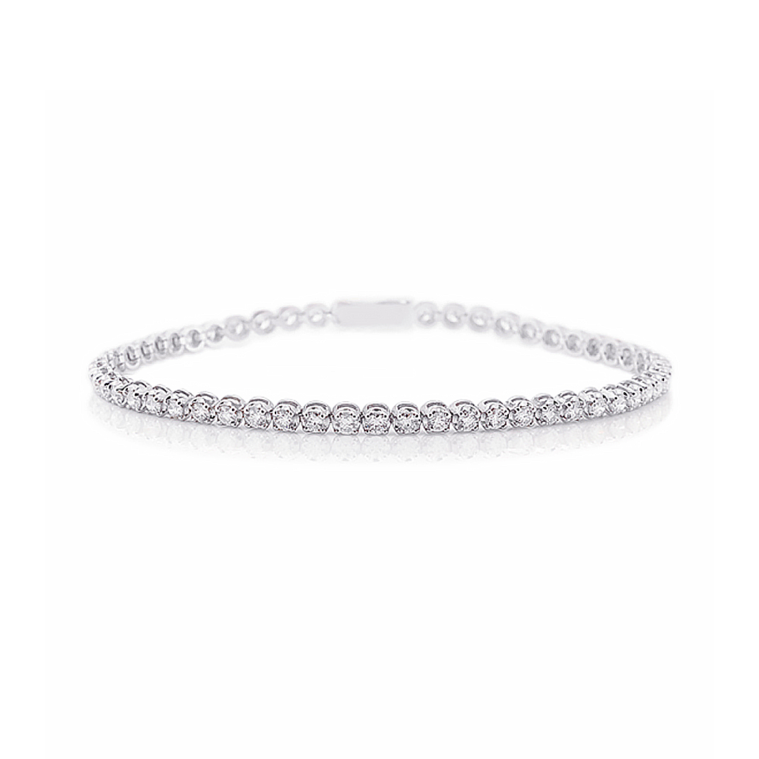 a Delicate and Classic White Gold Tennis Bracelet Featuring a Continuous Line of Brilliant-cut Diamonds.